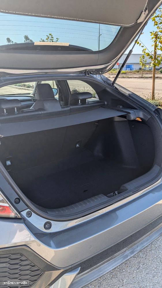 Honda Civic 1.0 i-VTEC Executive Premium CVT - 14