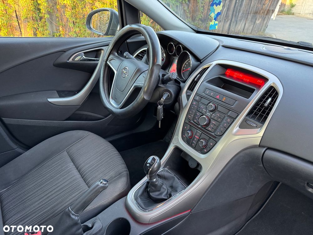 Opel Astra 1.6 Color Edition - 14