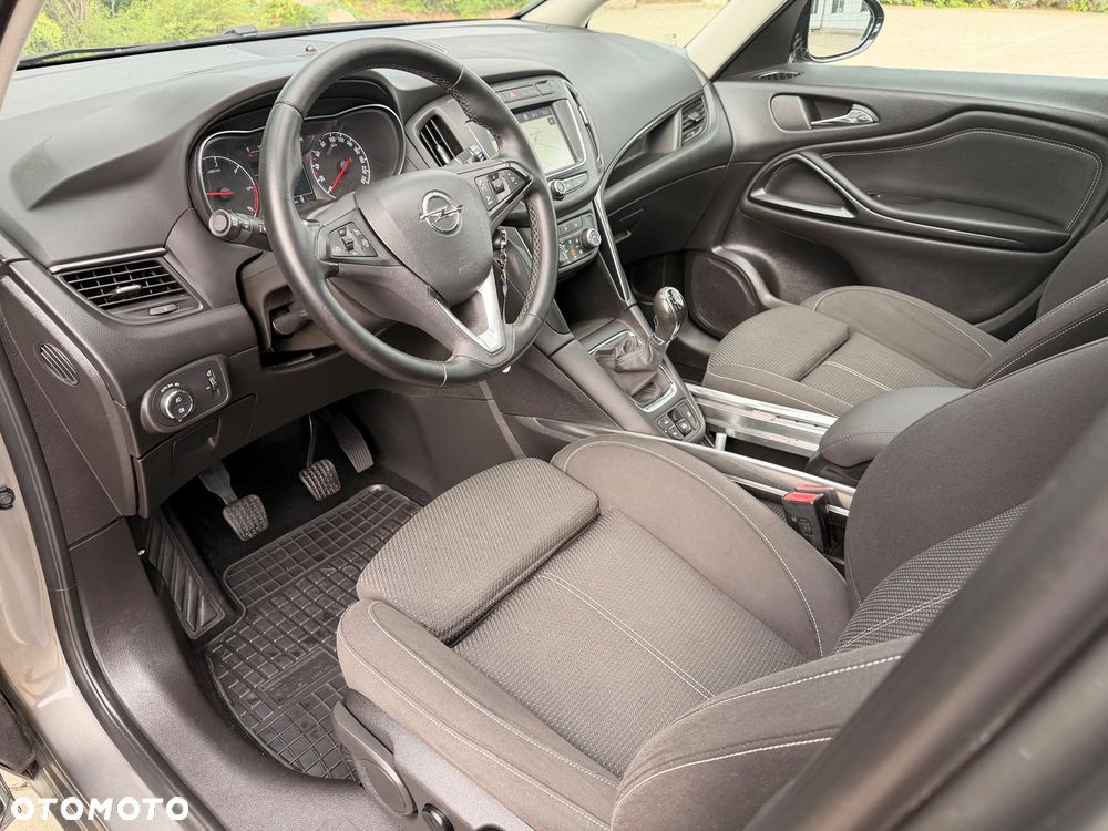 Opel Zafira 2.0 CDTI Cosmo S&S - 24