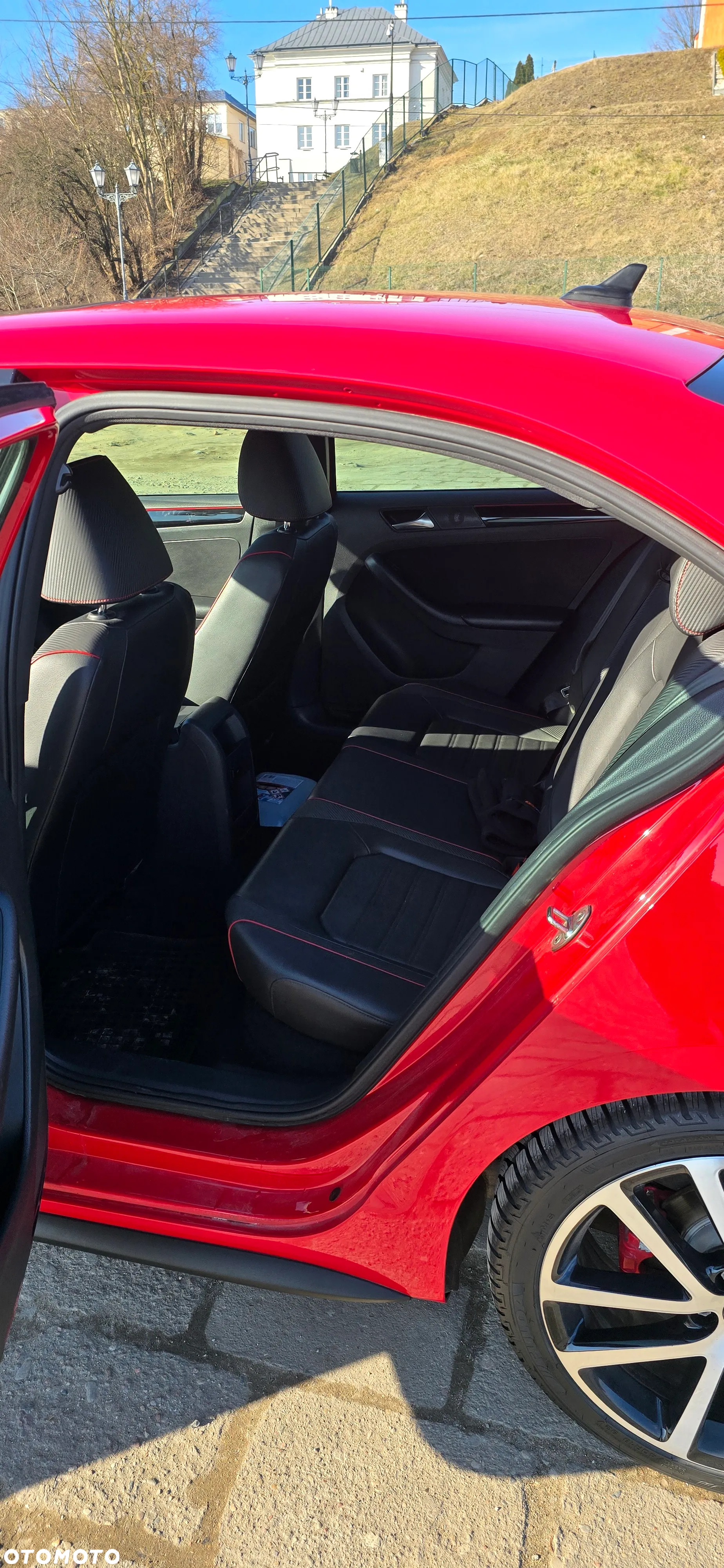 Volkswagen Jetta - 12