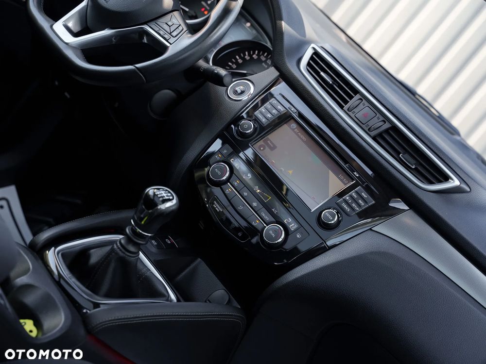 Nissan Qashqai 1.6 DIG-T N-Connecta - 21