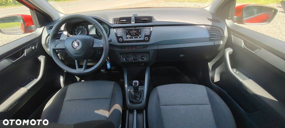 Skoda Fabia 1.0 Style Color - 8