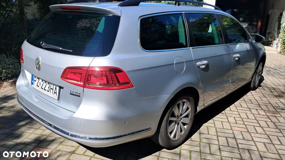 Volkswagen Passat 2.0 TDI Comfortline DSG - 3