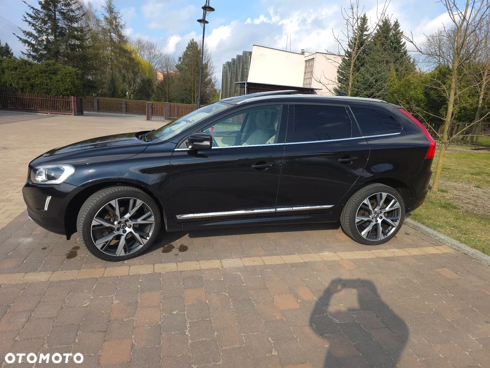 Volvo XC 60 D5 AWD Summum - 1