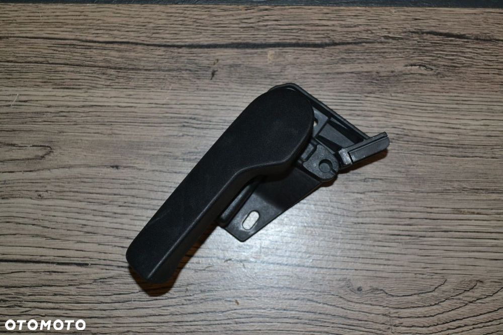 VW CADDY RĄCZKA OTWIERANIA MASKI POKRYWY SILNIKA - 1