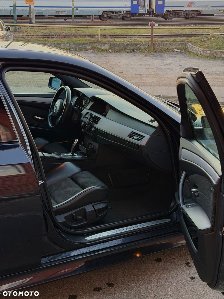 BMW Seria 5 520d Edition Exclusive - 16