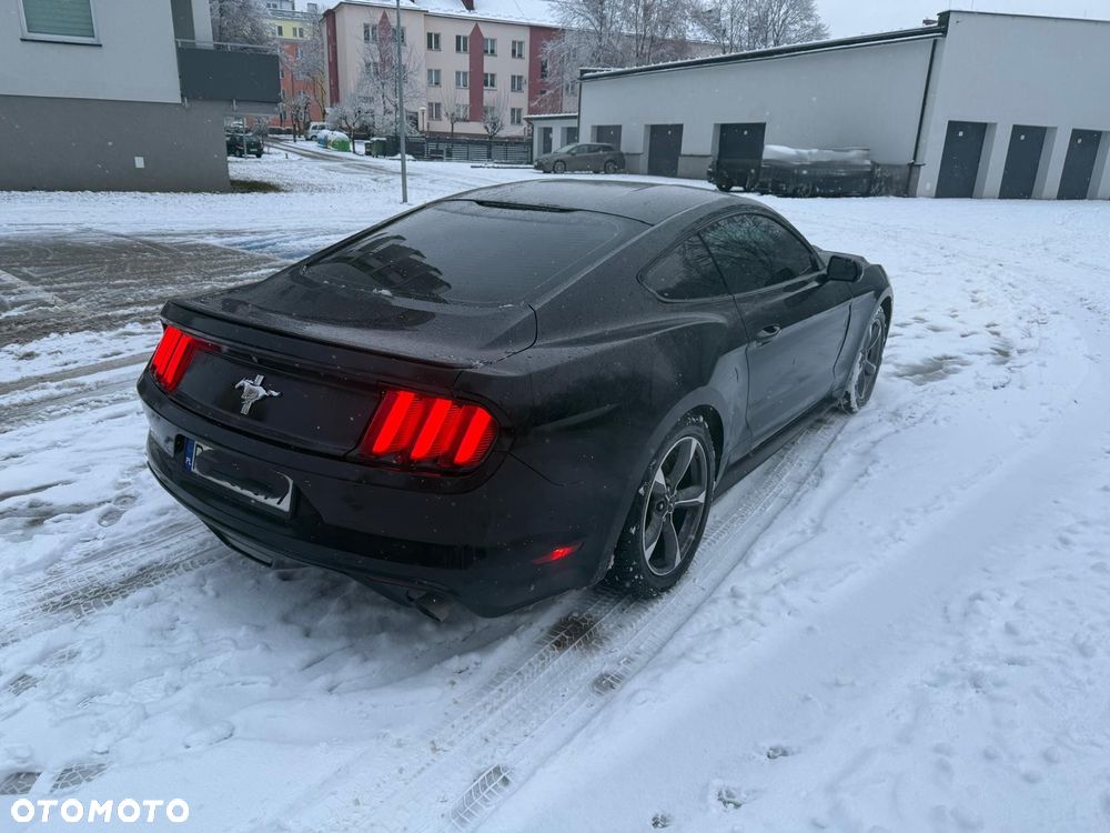 Ford Mustang 3.7 V6 - 4