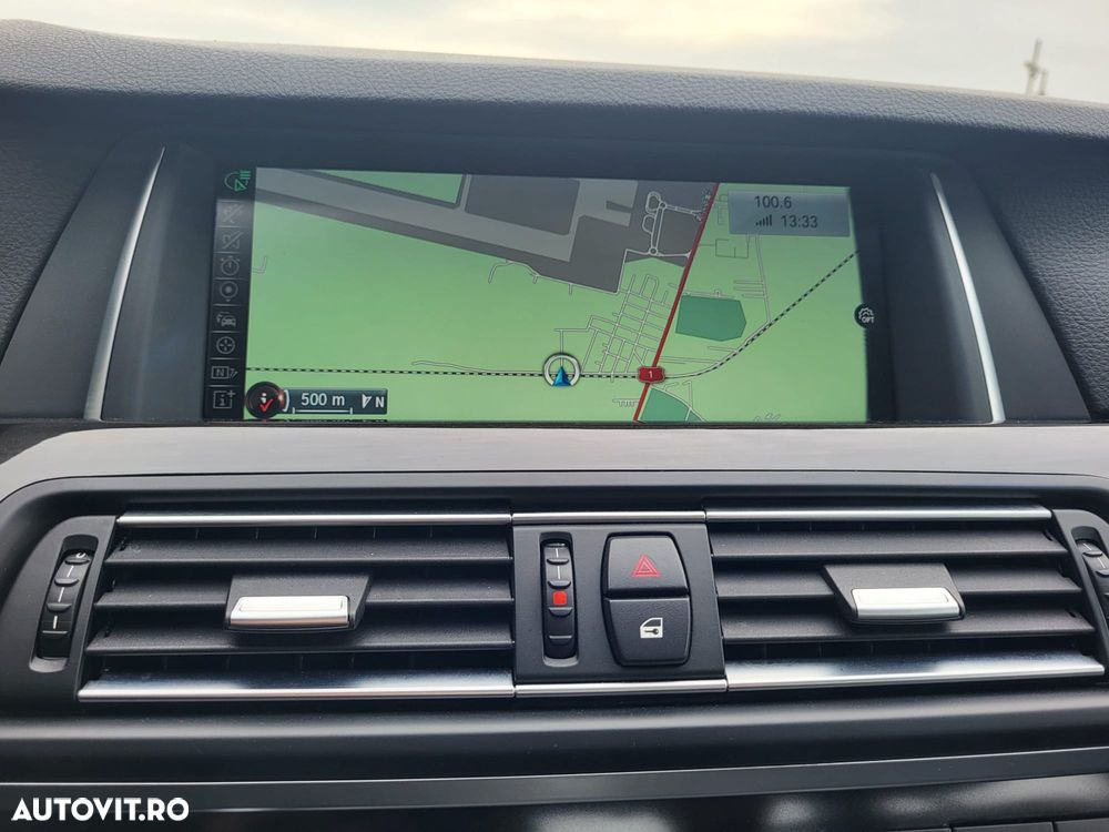 BMW Seria 5 535i xDrive Aut. Luxury Line - 16