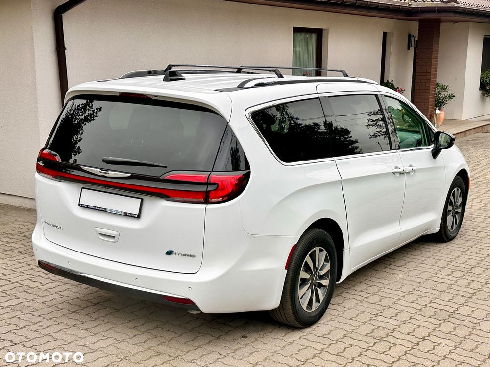 Chrysler Pacifica - 7