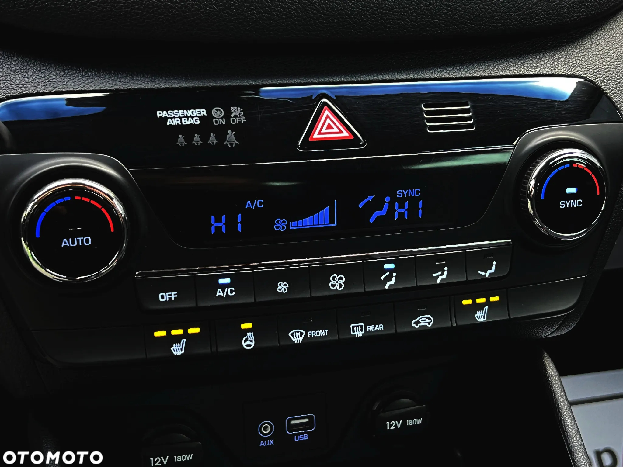 Hyundai Tucson blue 1.7 CRDi 2WD Trend - 29