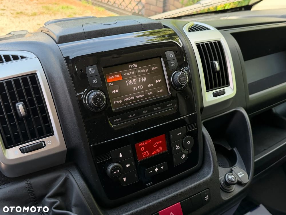 Peugeot BOXER - 13