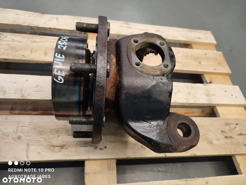 Zwrotnica Piasta  Kramer 750 - 9