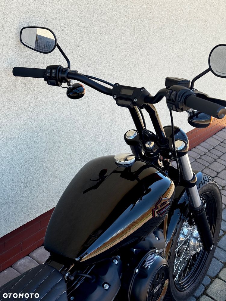 Harley-Davidson Softail Street Bob - 12
