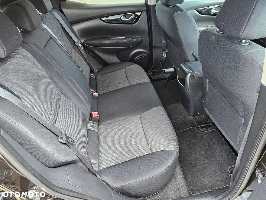 Nissan Qashqai 1.2 DIG-T N-Connecta - 16