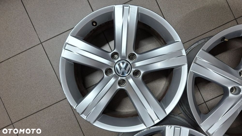 Felgi Aluminiowe 17 VW Passat B7 5x112 ET 47 Fontana - 11