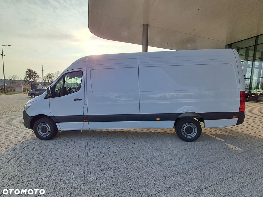 Mercedes-Benz Sprinter - 9