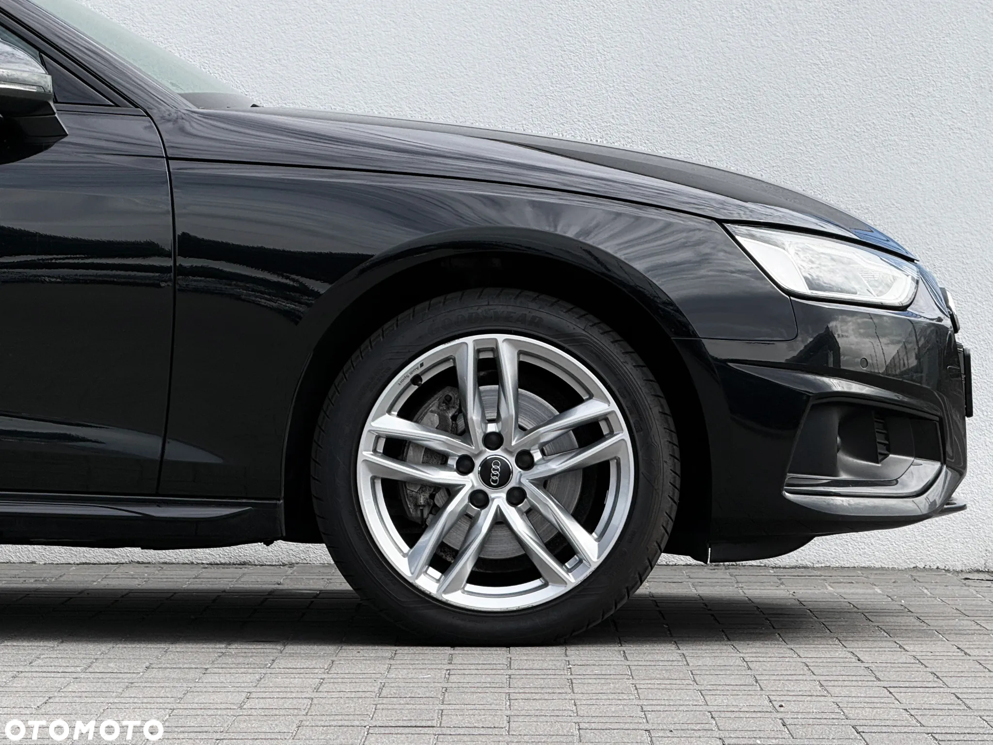 Audi A4 Avant 40 TDI S tronic - 10