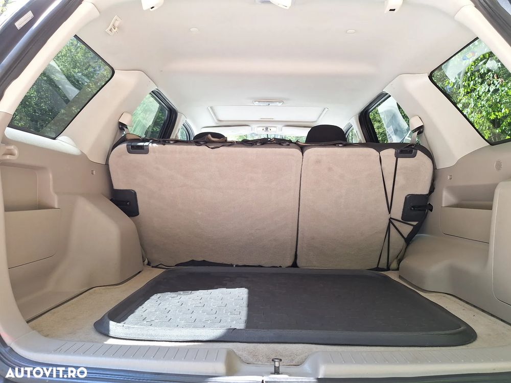 Ford Escape - 7