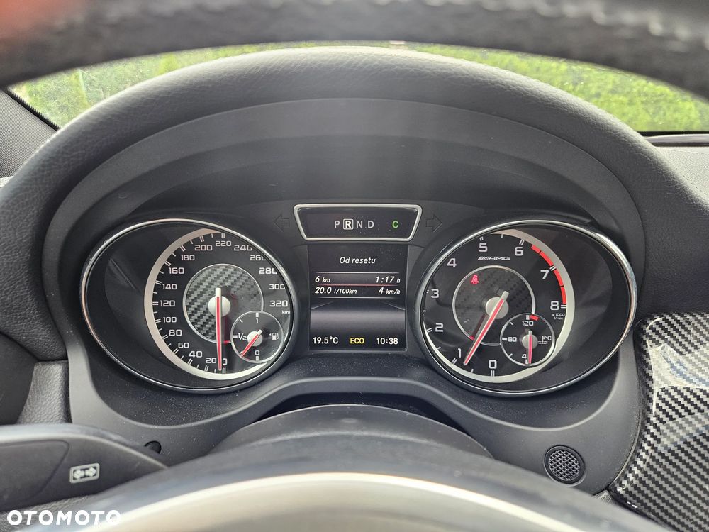 Mercedes-Benz CLA 45 AMG 4-Matic - 7