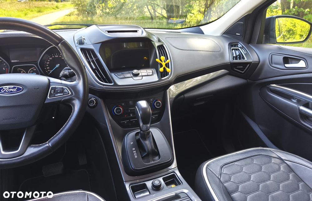 Ford Kuga - 15
