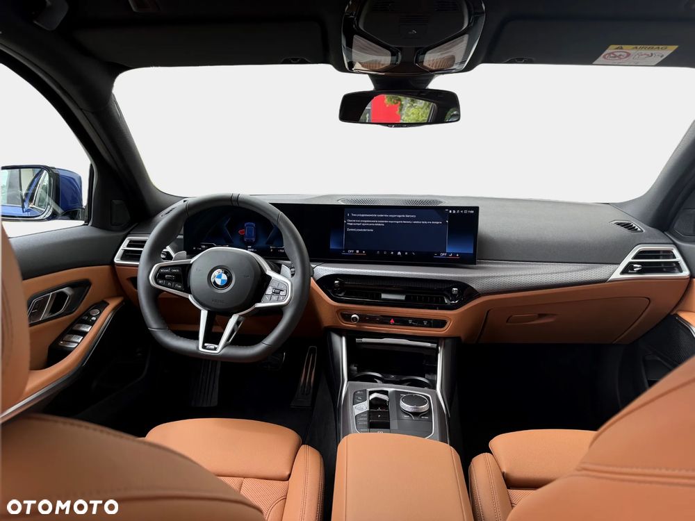 BMW Seria 3 318i M Sport - 4