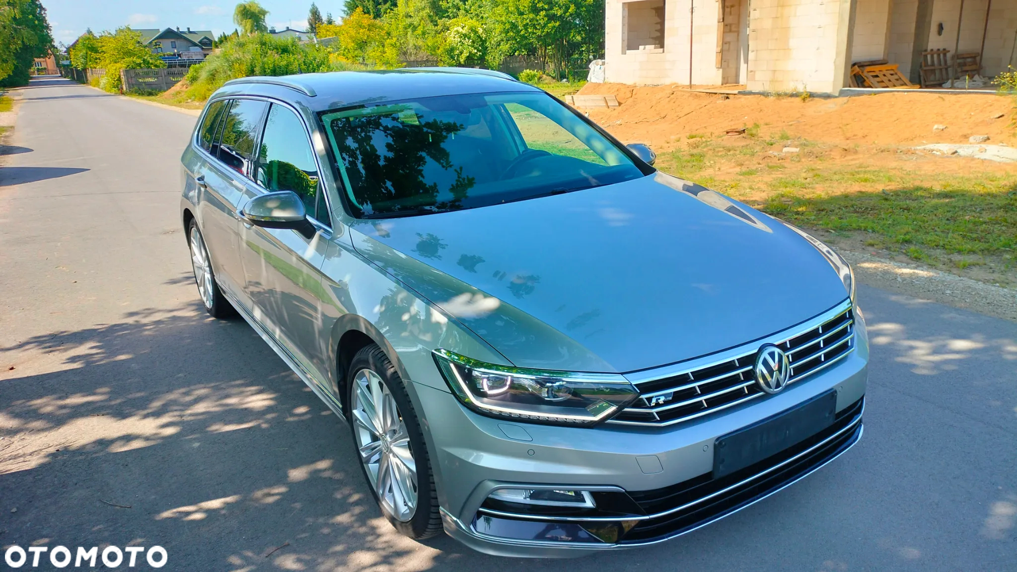 Volkswagen Passat - 36