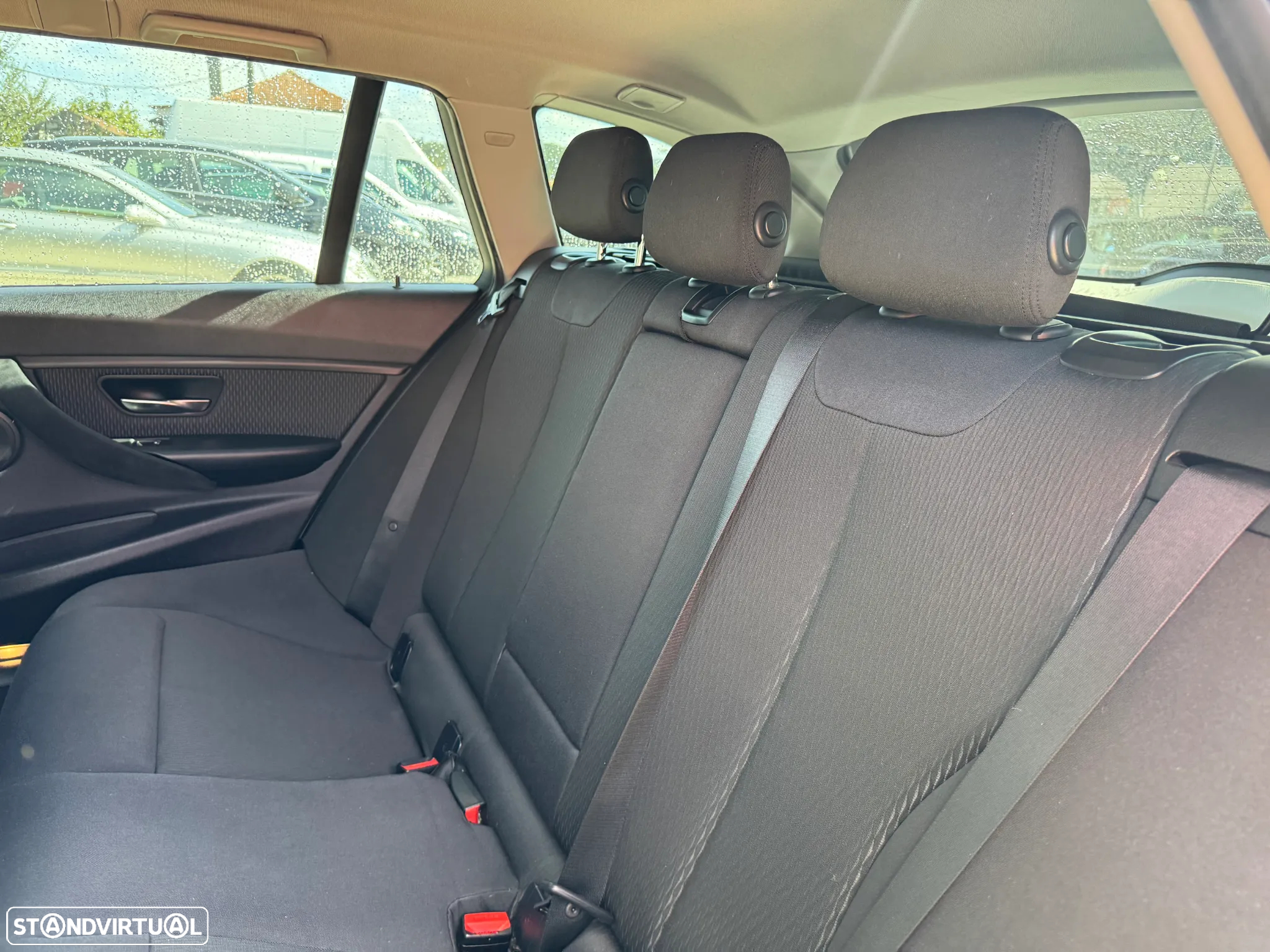 BMW 320 d Touring Auto Pack M - 16