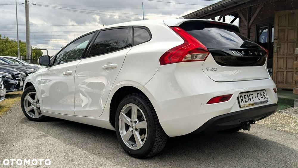 Volvo V40 - 13