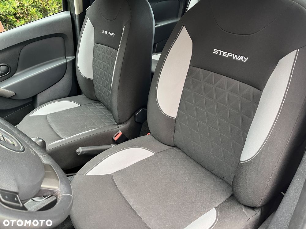 Dacia Sandero Stepway TCe 90 (S&S) Celebration - 7