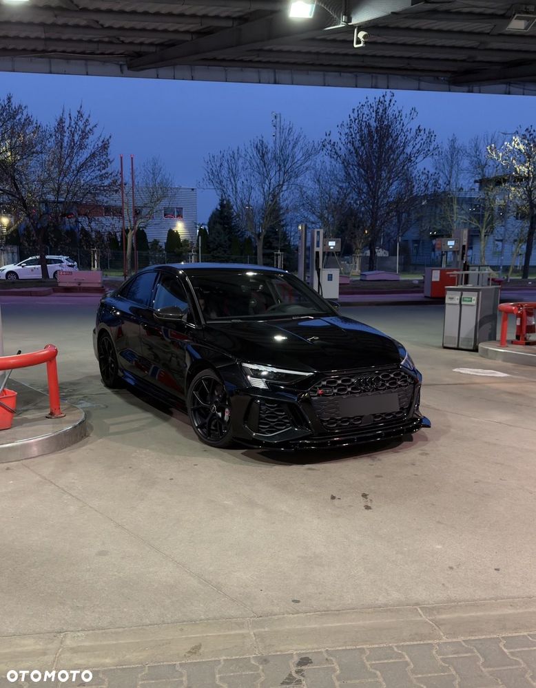 Audi RS3 Limousine - 16