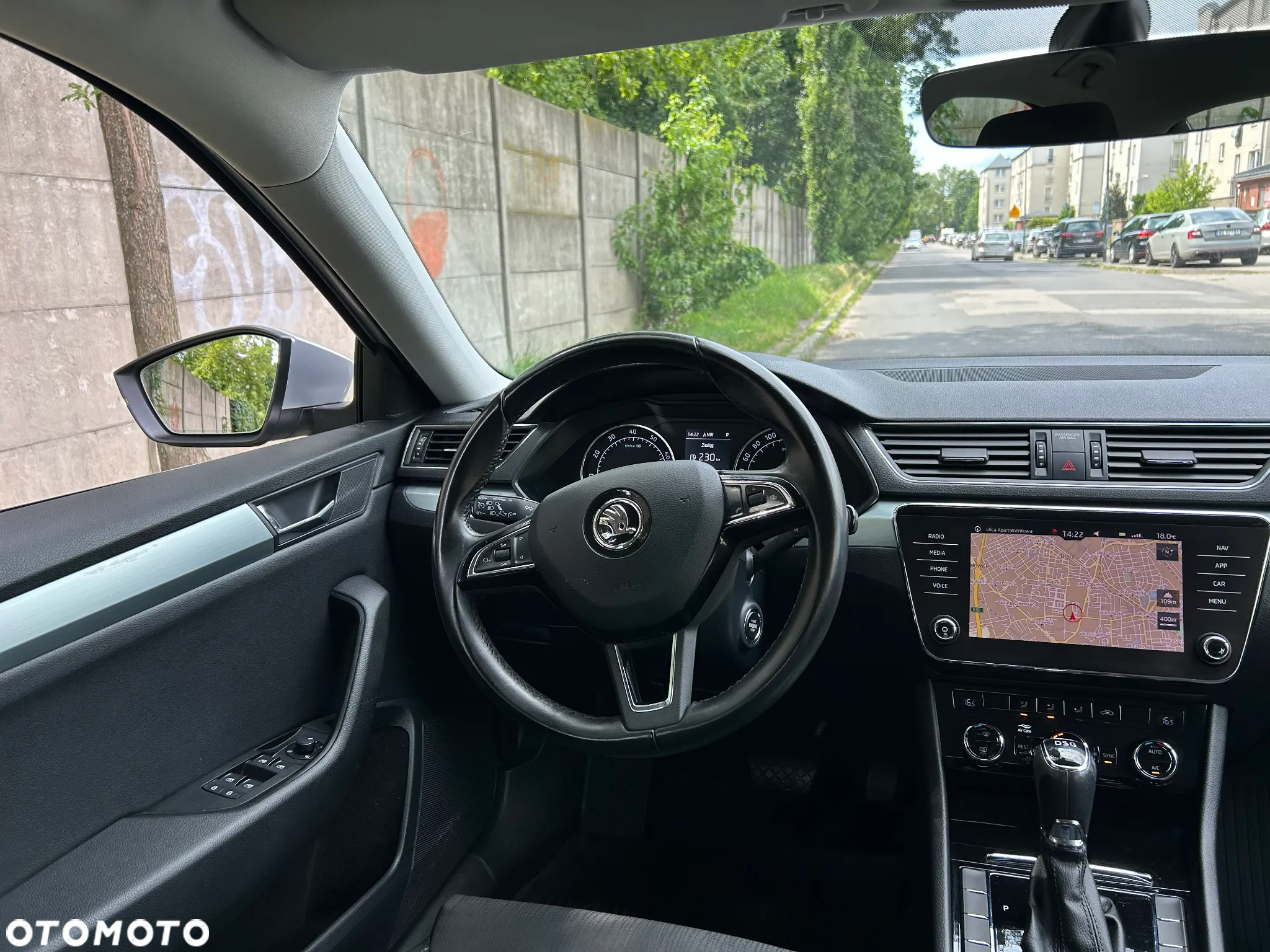 Skoda Superb 1.8 TSI Ambition DSG - 24