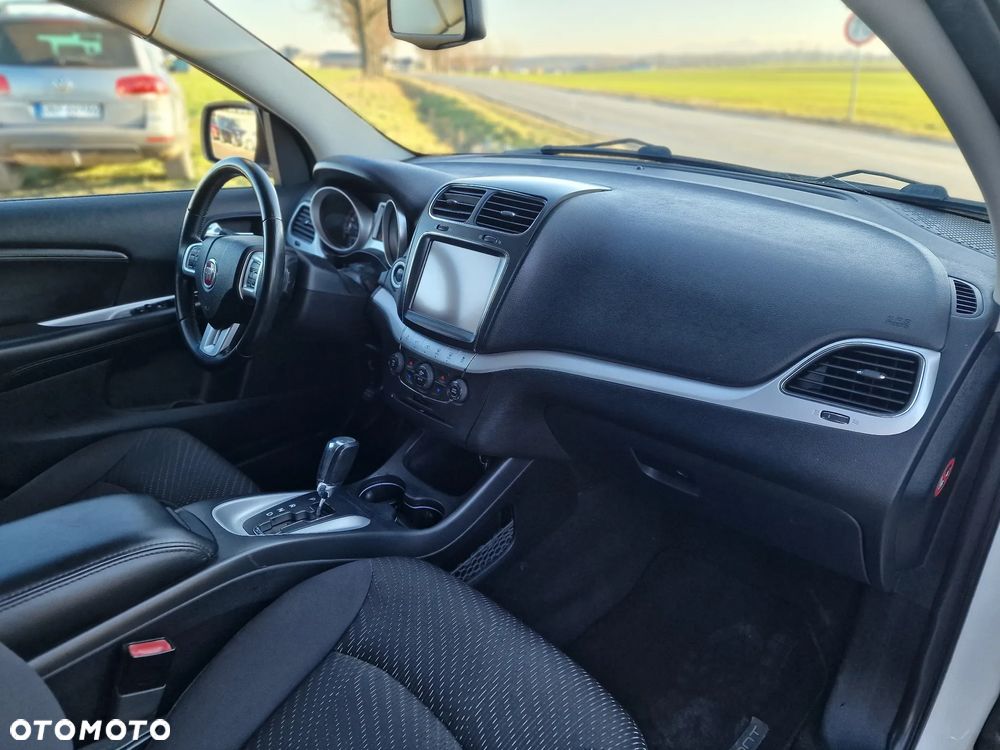 Fiat Freemont 2.0 Multijet Lounge AWD - 30