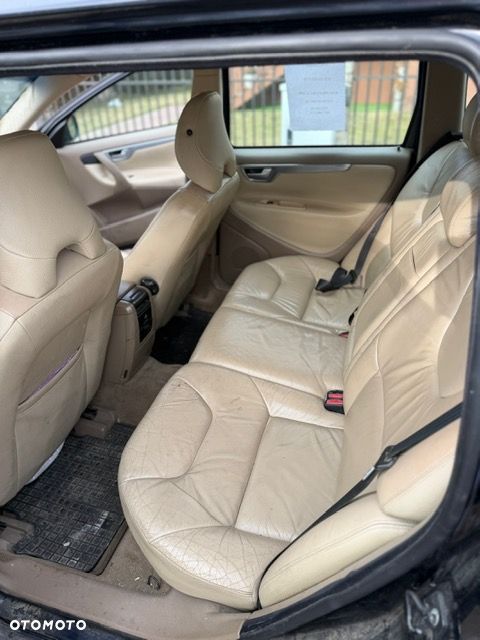 Volvo V70 D5 AWD DPF Edition Comfort - 8