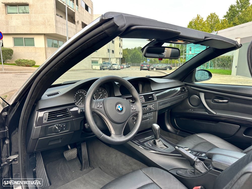 BMW 320 i Cabrio Auto - 43