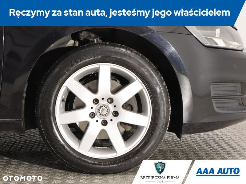 Volkswagen Golf - 16