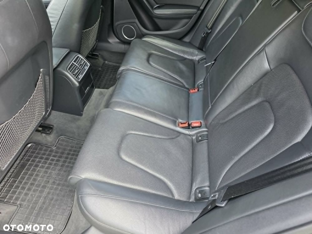 Audi A4 Avant 2.0 TDI Quattro Line - 28
