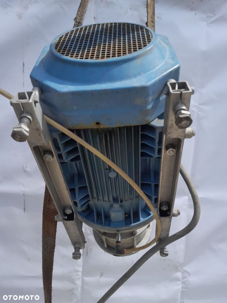 SILNIK ELEKRTYCZNY 15KW POMPA CIECZY LKH114 - 3