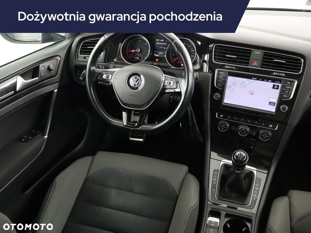 Volkswagen Golf Variant - 9