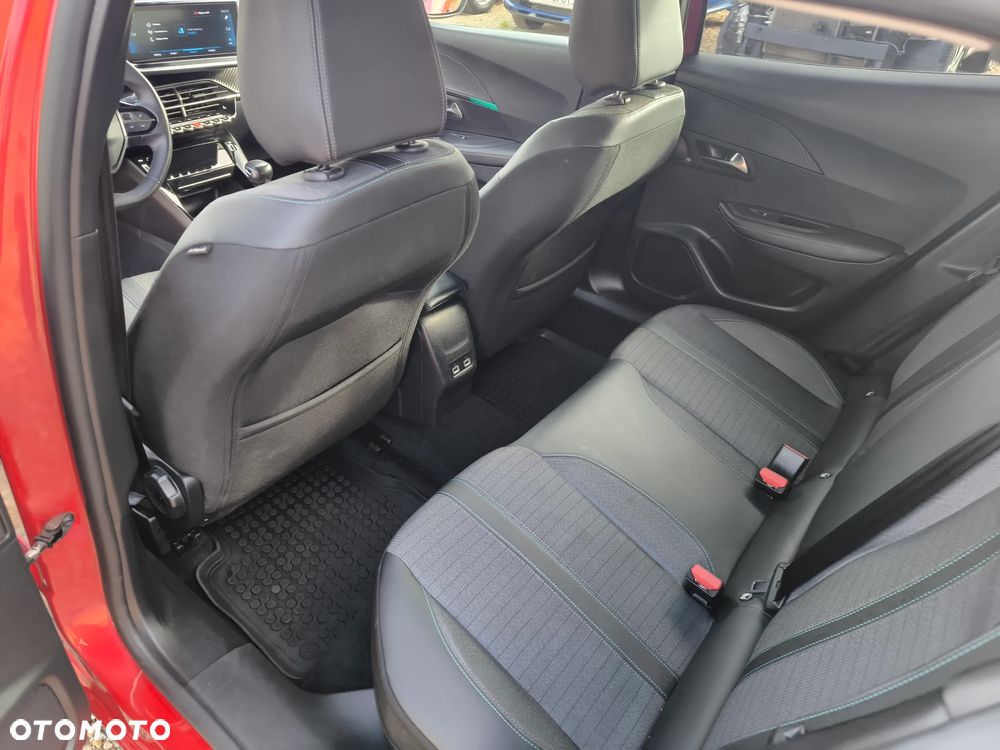 Peugeot 2008 - 12