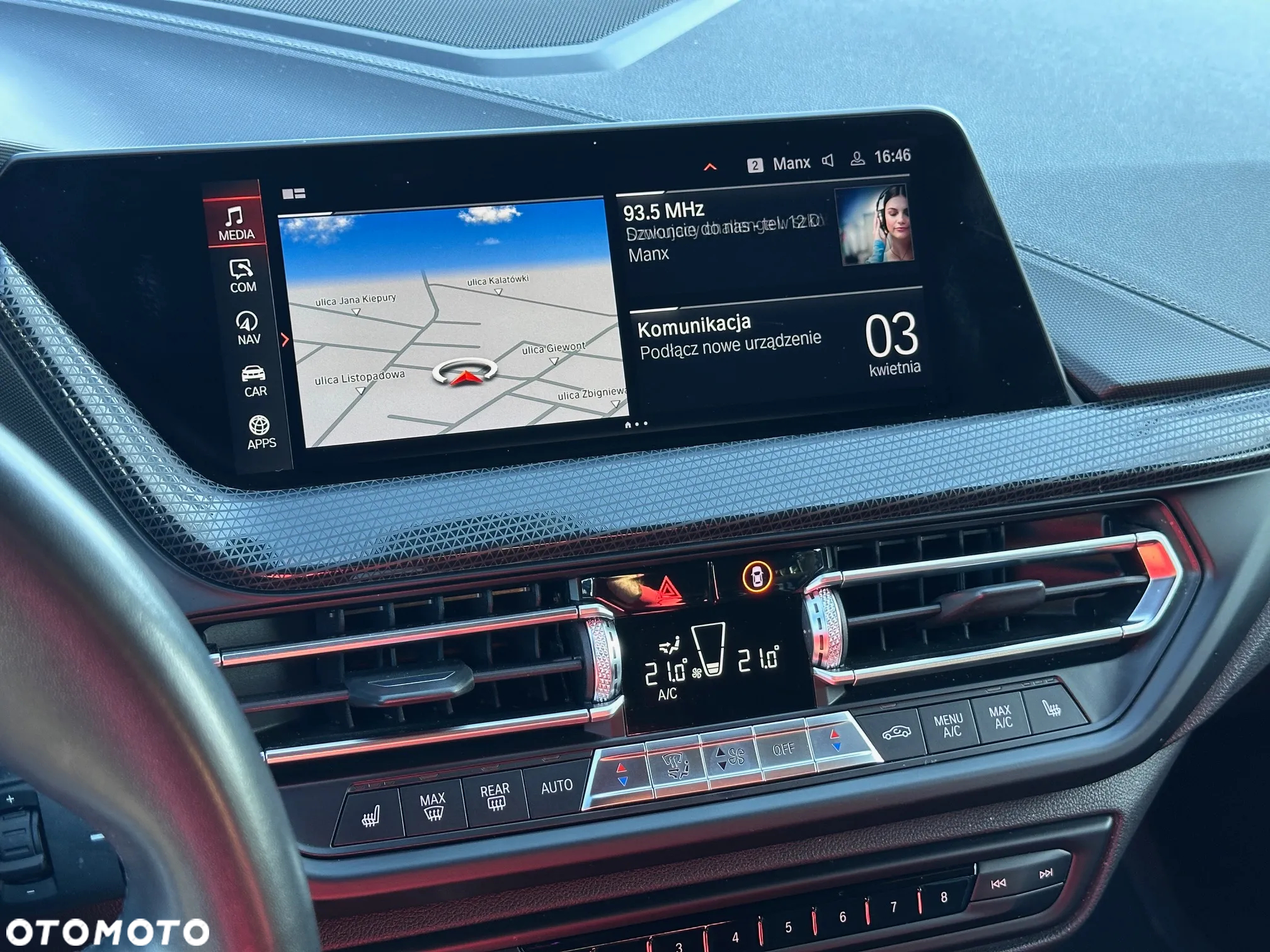 BMW Seria 1 120d xDrive M Sport Shadow - 23