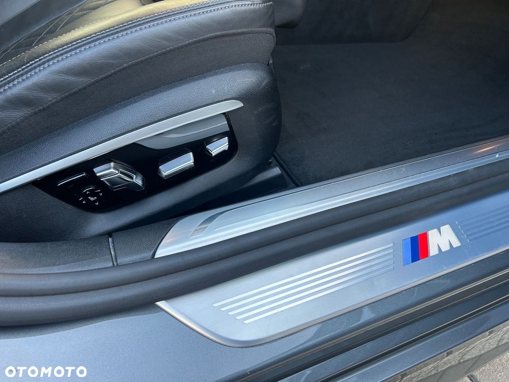 BMW Seria 7 - 26