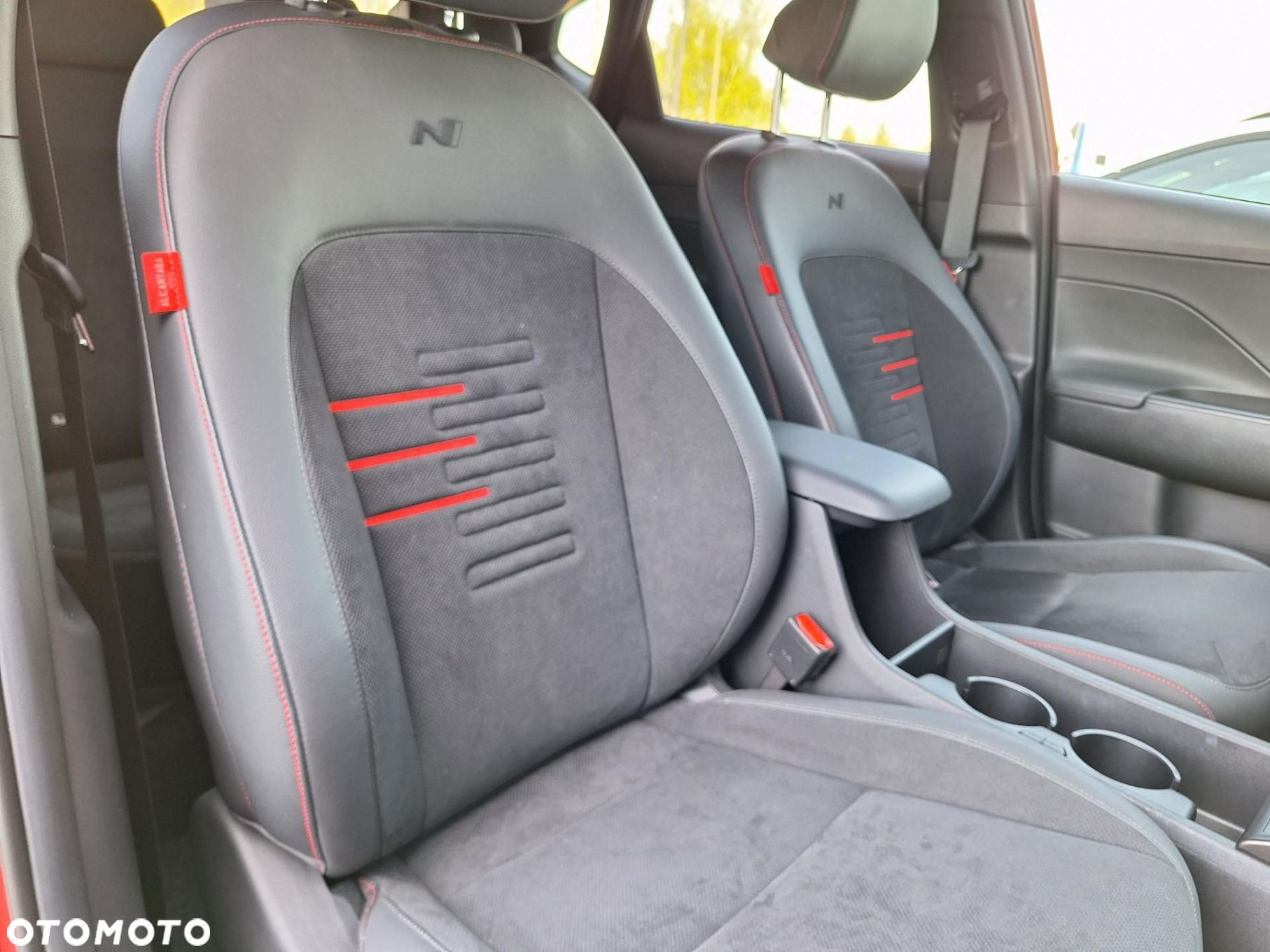 Hyundai Kona - 12