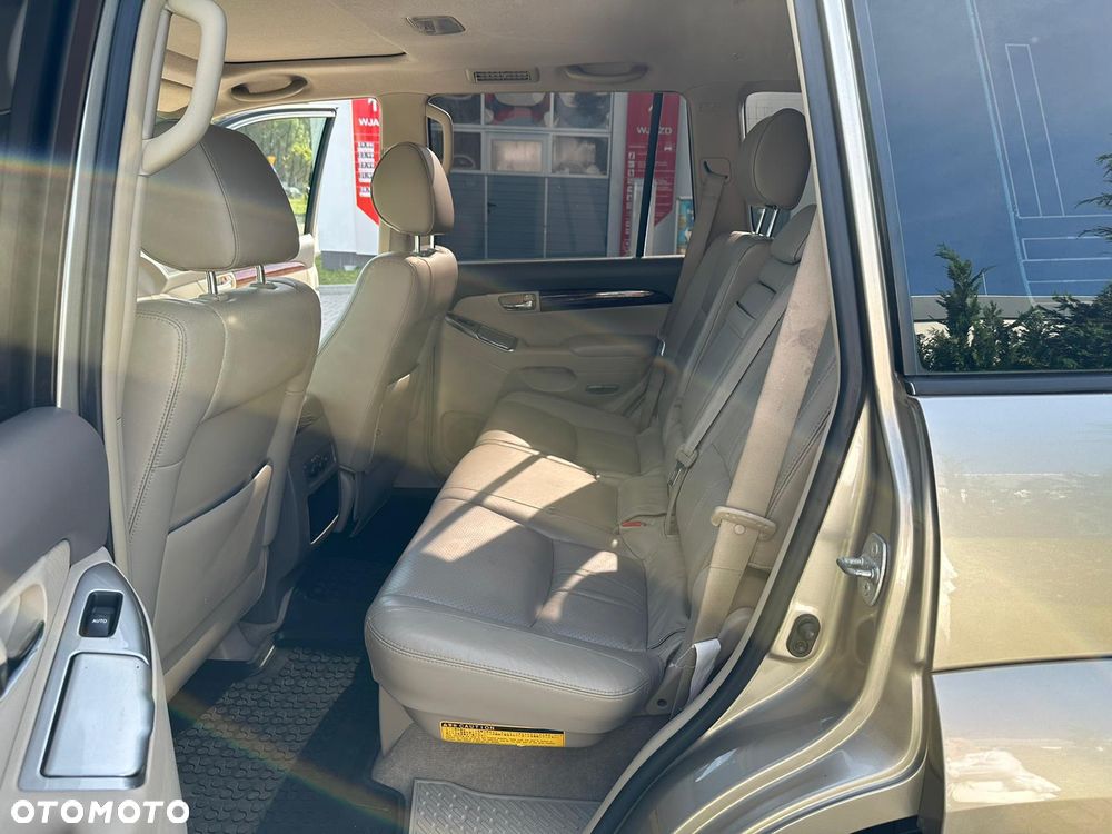 Toyota Land Cruiser 3.0 D Luna Comfort - 12