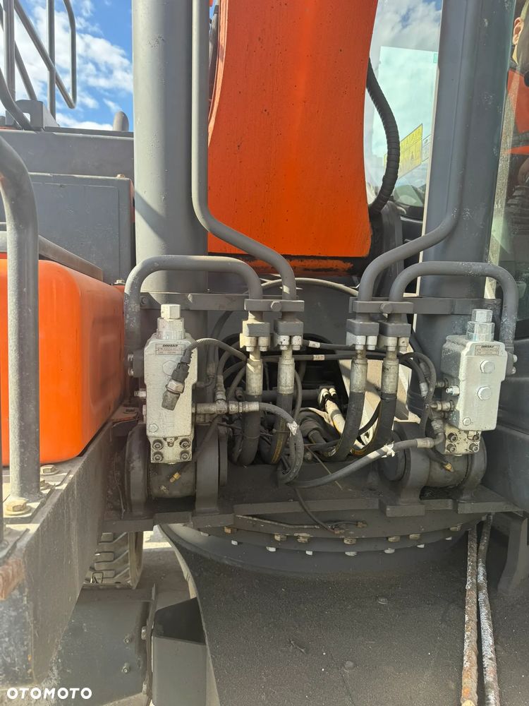 Doosan DX210W - 7