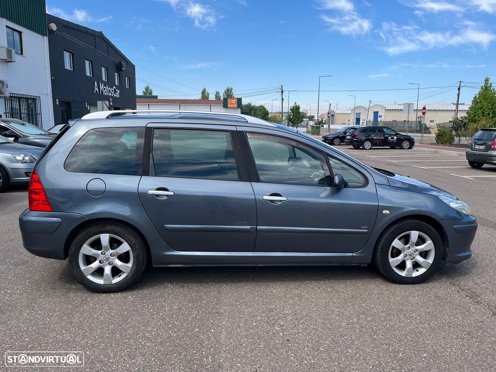 Peugeot 307 SW HDi 110 Premium - 6