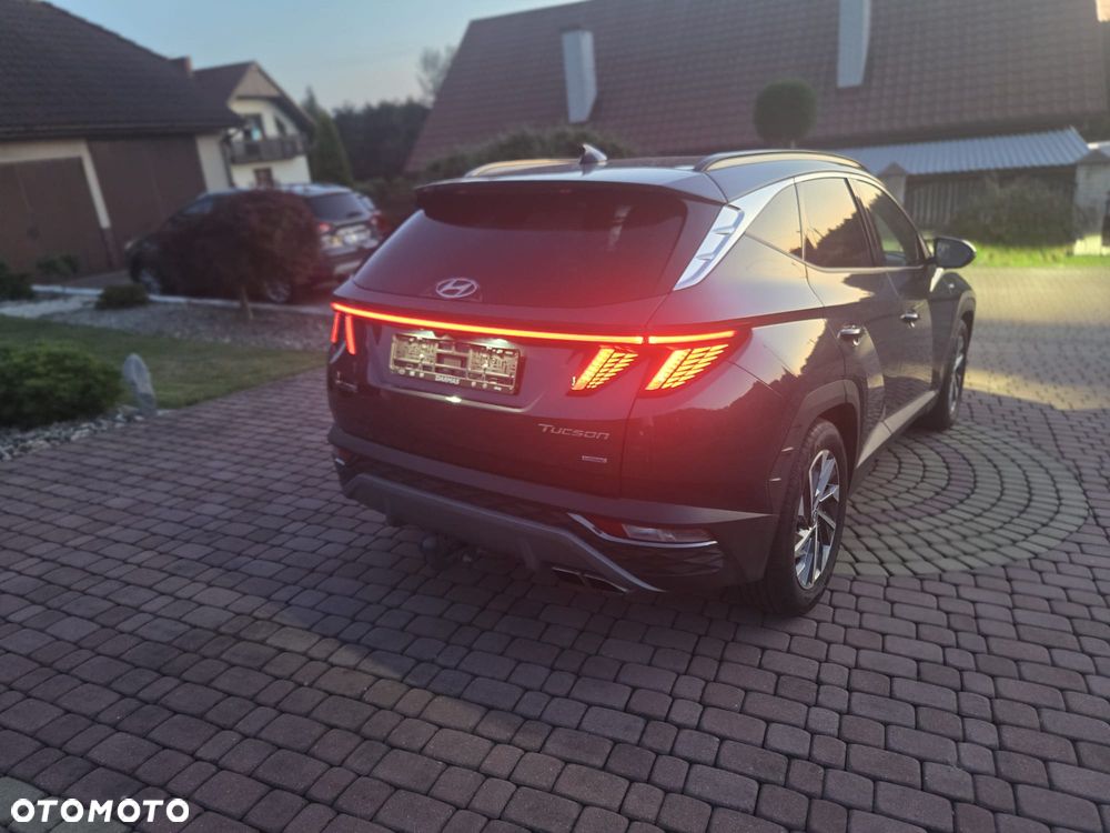 Hyundai Tucson 1.6 CRDi 48V-Hybrid 4WD DCT Select - 17