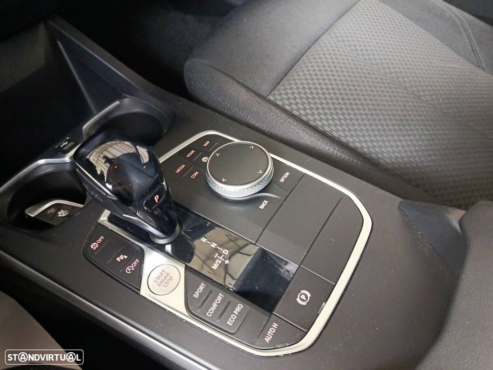 BMW 116 d Auto - 17