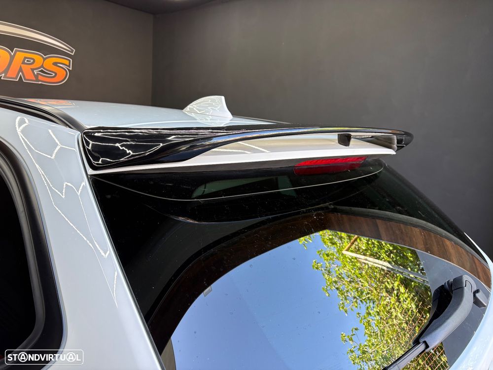 BMW 320 d Aut. Sport Line - 30