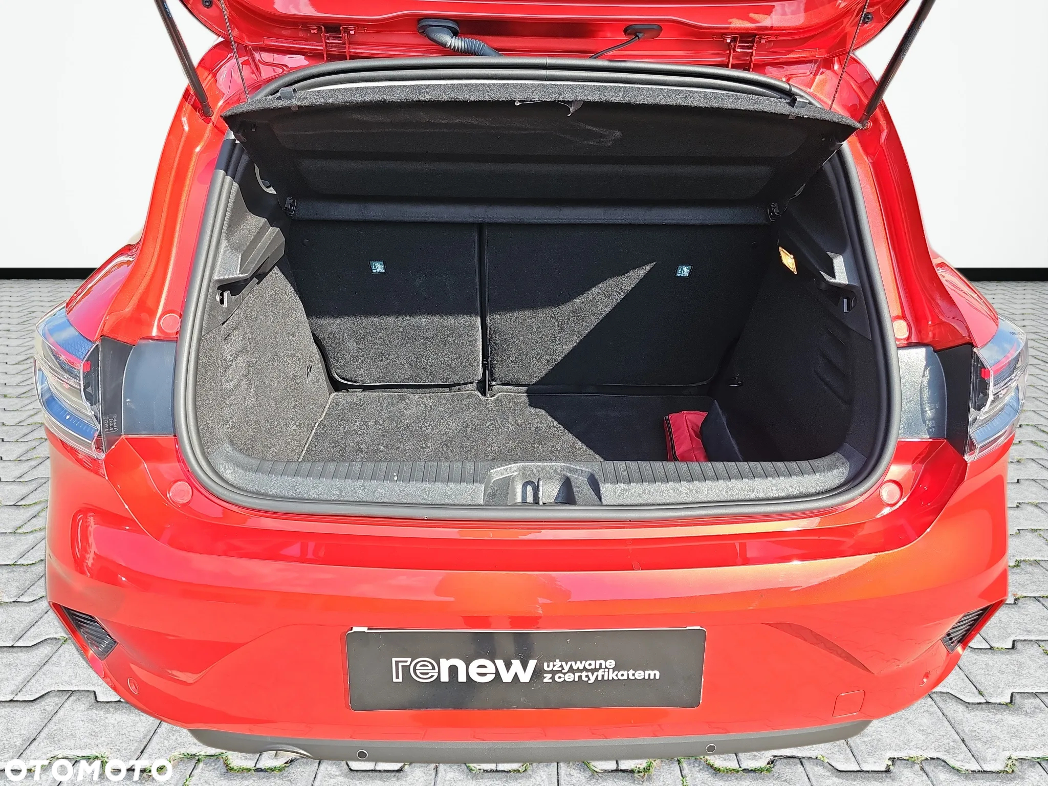 Renault Clio 1.0 TCe Evolution - 26