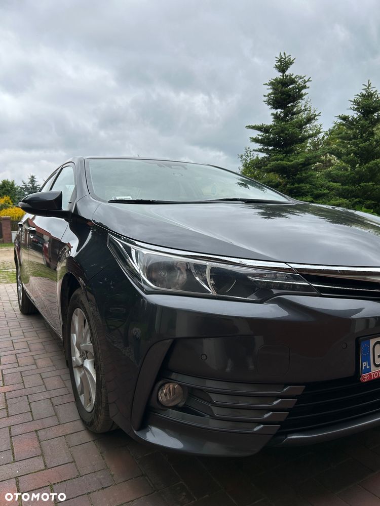 Toyota Corolla 1.6 Comfort - 8